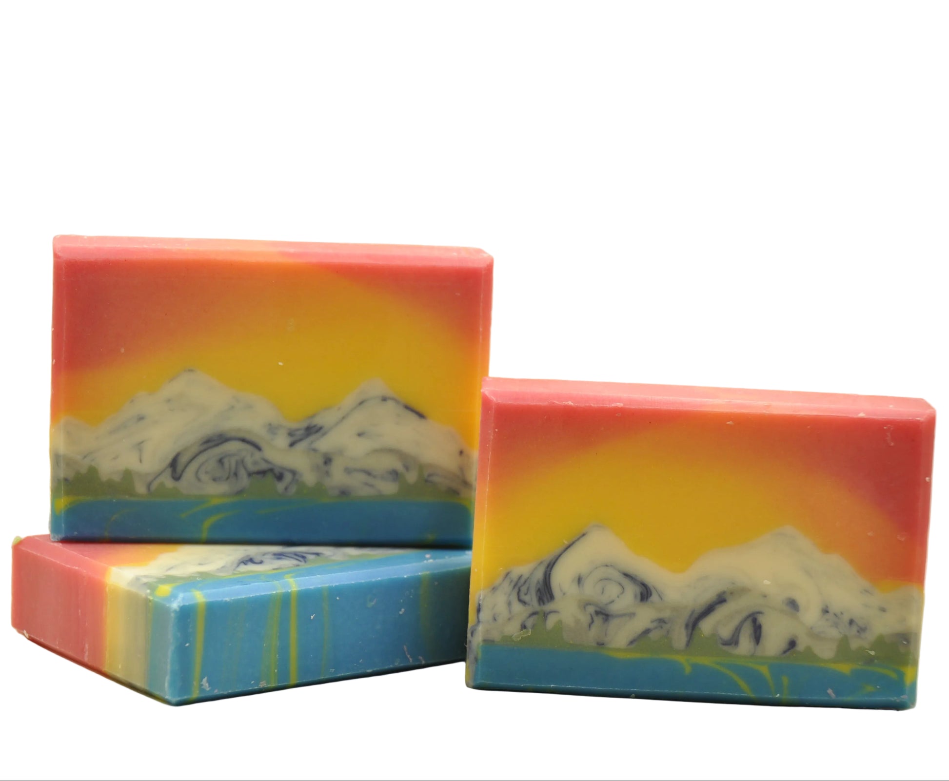 Handgemachte Seife mit Alpen Berglandschaft Motiv im Inneren der Seife