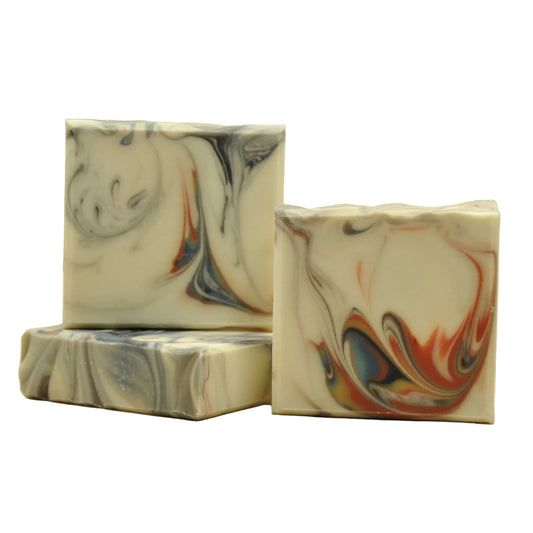 Vegane handgemachte Seife mit buntem marmorierten Swirl Muster