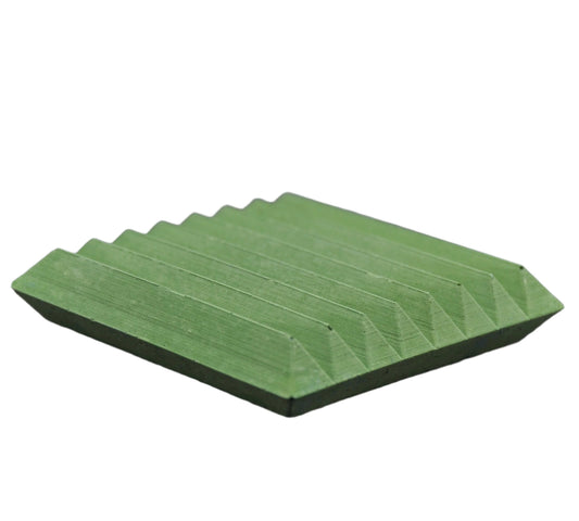Handgemachte grüne Beton Seifenschale im minimalistischen Design
